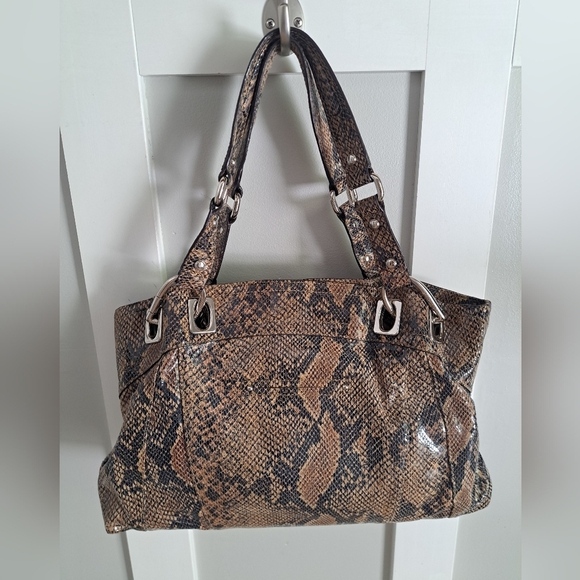 B. Makowsky Snakeskin Embossed Leather Shoulder Bag - Picture 3 of 8